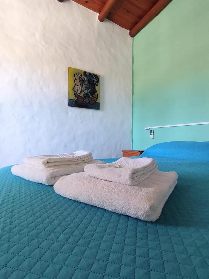 Posada Costa Del Sol Colón Extérieur photo