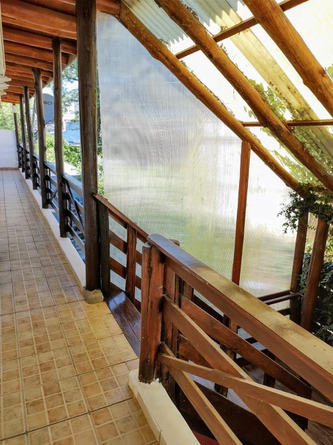 Posada Costa Del Sol Colón Extérieur photo