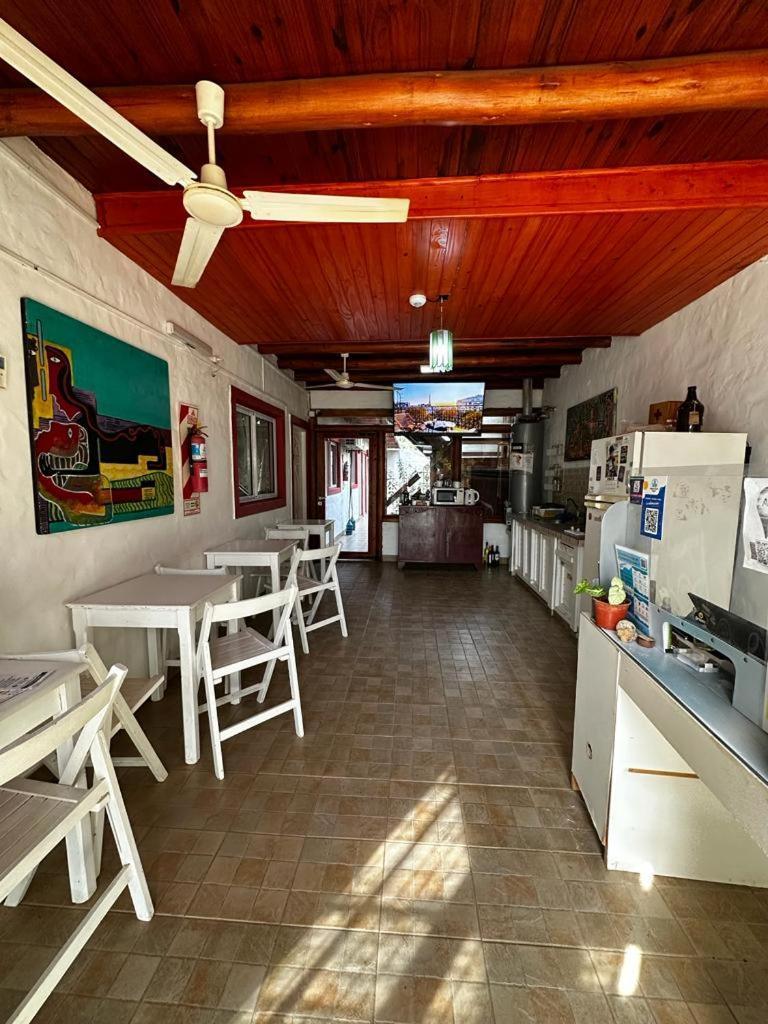 Posada Costa Del Sol Colón Extérieur photo